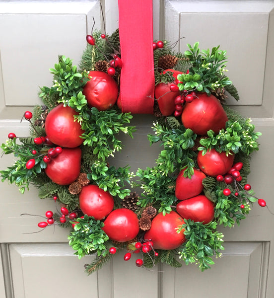 Red Pear & Boxwood Wreath