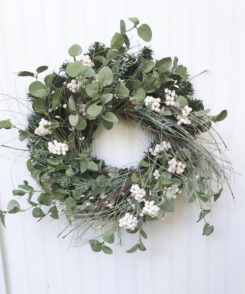 Winterland Wreath (Medium)