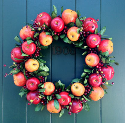 All Season Apple Wreath